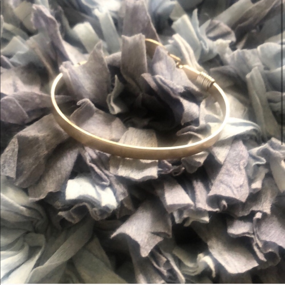 Inspirational gold toned bracelet - Picture 2 of 3
